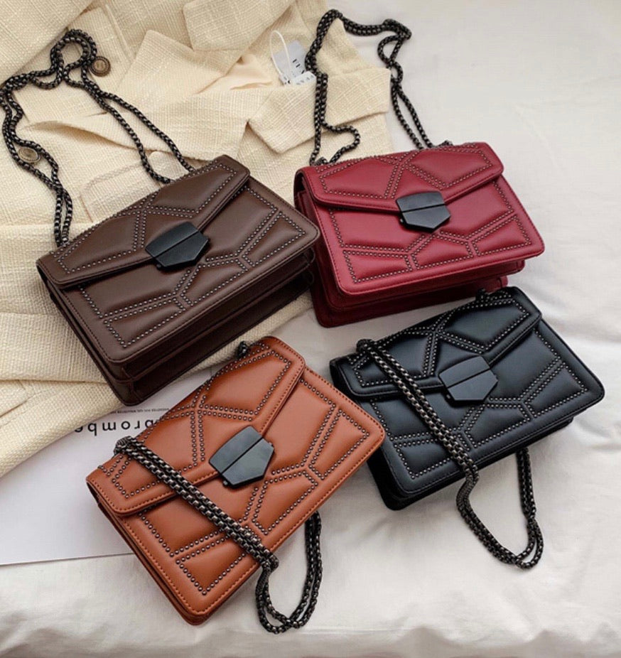 Weirdo Chain Bag