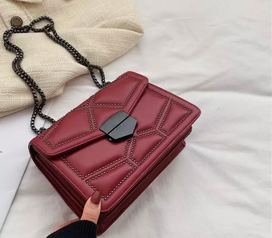 Weirdo Chain Bag